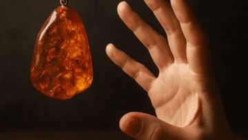 Czy bursztyn jest kamieniem szlachetnym